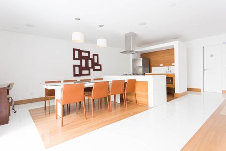 Apartamento à venda com 89m², 2 quartos e 2 vagas Apartamento à venda com 89m², 2 quartos e 2 vagasSalão de Festas