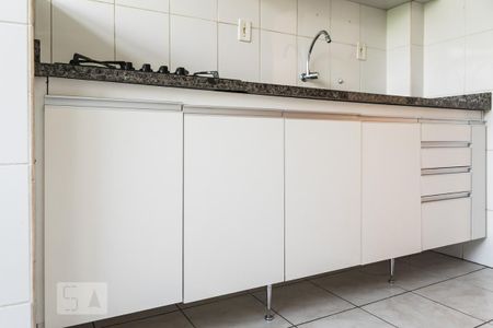 Apartamento à venda com 55m², 2 quartos e 2 vagas Apartamento à venda com 55m², 2 quartos e 2 vagasCozinha