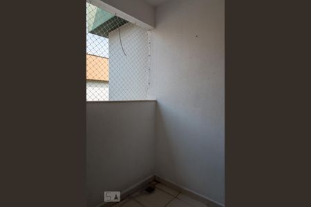 Apartamento à venda com 55m², 2 quartos e 2 vagas Apartamento à venda com 55m², 2 quartos e 2 vagasSacada