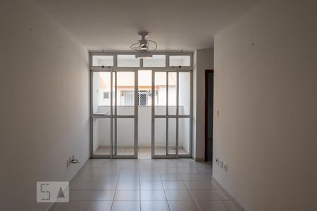 Apartamento à venda com 55m², 2 quartos e 2 vagas Apartamento à venda com 55m², 2 quartos e 2 vagasSala