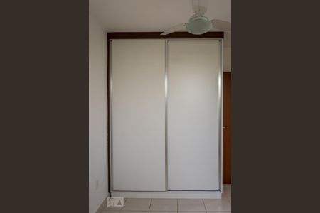 Apartamento à venda com 55m², 2 quartos e 2 vagas Apartamento à venda com 55m², 2 quartos e 2 vagasQuarto 2