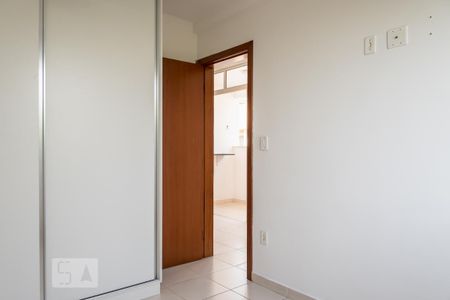 Apartamento à venda com 55m², 2 quartos e 2 vagas Apartamento à venda com 55m², 2 quartos e 2 vagasQuarto 2