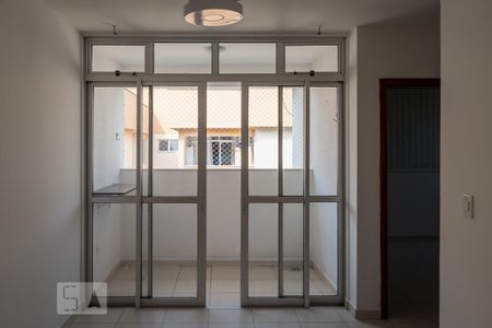 Apartamento à venda com 55m², 2 quartos e 2 vagas Apartamento à venda com 55m², 2 quartos e 2 vagasSala