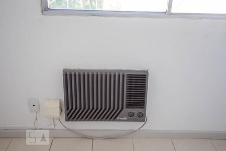 Ar condicionado de apartamento à venda com 1 quarto, 40m² em Santo Antônio, Porto Alegre