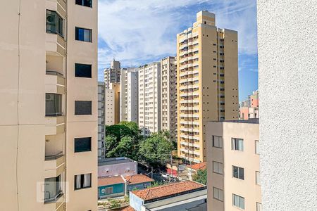 Vista de apartamento à venda com 3 quartos, 120m² em Cambuí, Campinas