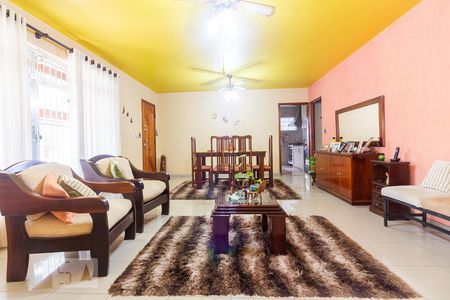 Sala  de casa para alugar com 4 quartos, 277m² em Jardim Peri, São Paulo