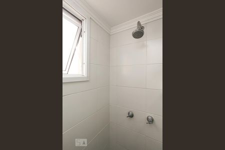 Banheiro de apartamento à venda com 2 quartos, 45m² em Jardim Las Vegas, Guarulhos