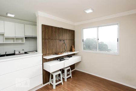 Sala de apartamento à venda com 2 quartos, 45m² em Jardim Las Vegas, Guarulhos