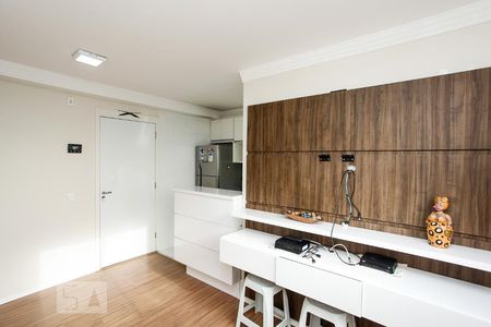 Sala de apartamento à venda com 2 quartos, 45m² em Jardim Las Vegas, Guarulhos
