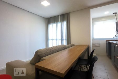 Sala de apartamento para alugar com 2 quartos, 76m² em Cachoeira do Bom Jesus, Florianópolis