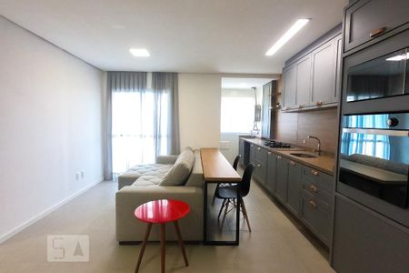 Sala/Cozinha de apartamento para alugar com 2 quartos, 76m² em Cachoeira do Bom Jesus, Florianópolis