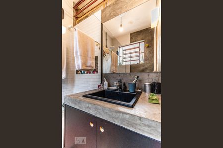 Apartamento à venda com 55m², 2 quartos e sem vagaSuíte - Banheiro