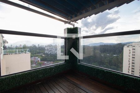 Apartamento à venda com 215m², 2 quartos e 1 vagaPiscina