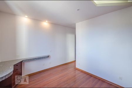 Apartamento para alugar com 100m², 3 quartos e 2 vagasSuíte