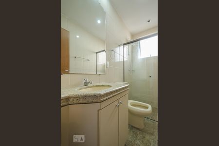 Apartamento para alugar com 100m², 3 quartos e 2 vagasBanheiro da Suíte