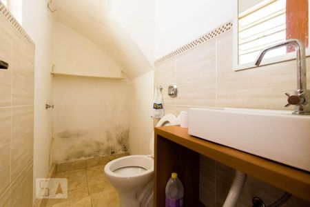 Banheiro 1 de apartamento para alugar com 3 quartos, 90m² em Partenon, Porto Alegre