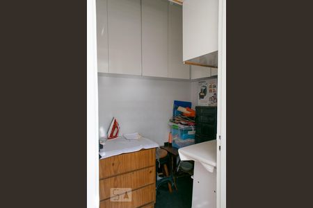 Apartamento à venda com 132m², 3 quartos e 2 vagasQUARTO SERVIÇO