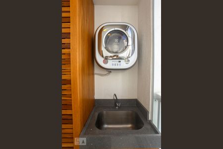 Apartamento para alugar com 40m², 1 quarto e 1 vaga Apartamento para alugar com 40m², 1 quarto e 1 vagaVaranda