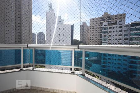 Apartamento para alugar com 209m², 3 quartos e 3 vagas Apartamento para alugar com 209m², 3 quartos e 3 vagasVaranda da Suíte 2