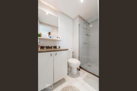 Banheiro  de apartamento à venda com 1 quarto, 54m² em Recreio dos Bandeirantes, Rio de Janeiro