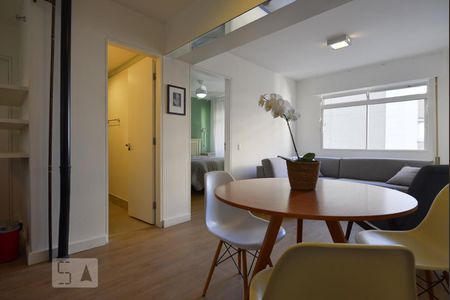 Apartamento para alugar com 1 quarto, 40m² em Pinheiros, São Paulo