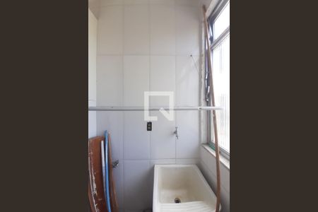 Apartamento à venda com 60m², 2 quartos e 1 vagaÁrea de Serviço