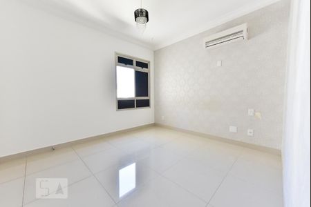Apartamento à venda com 3 quartos, 100m² em Setor Oeste, Goiânia