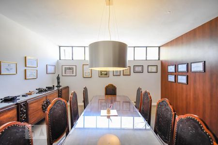 Casa à venda com 700m², 4 quartos e 3 vagasSuíte 1