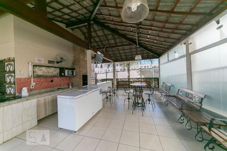 Apartamento para alugar com 60m², 2 quartos e 1 vagaÁrea comum - Churrasqueira