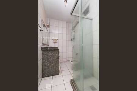 Apartamento à venda com 80m², 2 quartos e sem vagaBanheiro Social.