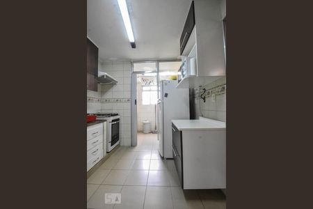Apartamento à venda com 90m², 3 quartos e 1 vagaCozinha