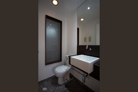 Apartamento para alugar com 80m², 1 quarto e 2 vagas Apartamento para alugar com 80m², 1 quarto e 2 vagasBanheiro