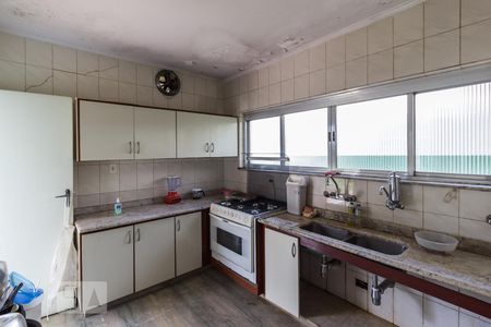 Casa para alugar com 500m², 3 quartos e 2 vagasCozinha