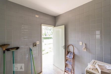 Casa para alugar com 500m², 3 quartos e 2 vagasÁrea de serviço