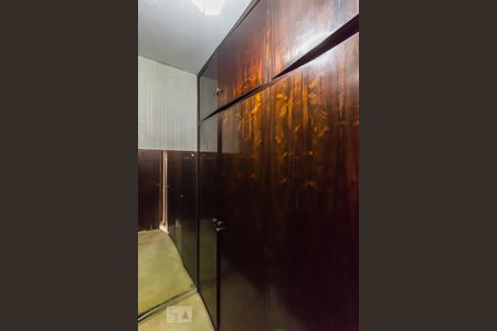 Casa para alugar com 500m², 3 quartos e 2 vagasCloset suíte