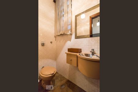 Lavabo de casa para alugar com 3 quartos, 500m² em Alto da Lapa, São Paulo