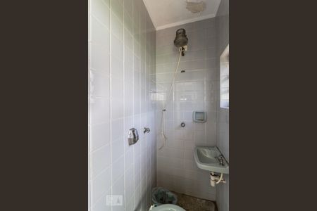 Casa para alugar com 500m², 3 quartos e 2 vagasBanheiro de serviço