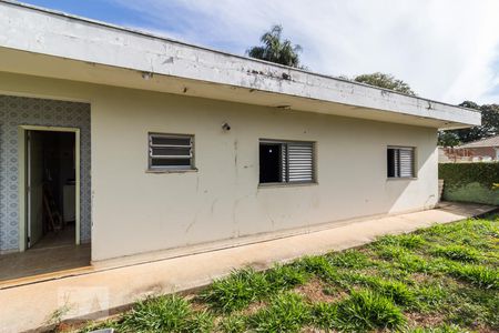 Casa para alugar com 500m², 3 quartos e 2 vagasQuintal fundos