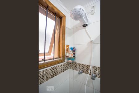 Banheiro de apartamento para alugar com 1 quarto, 56m² em Teresópolis, Porto Alegre