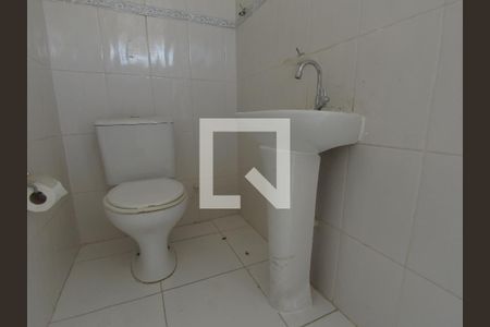 Casa à venda com 200m², 2 quartos e sem vagaLavabo