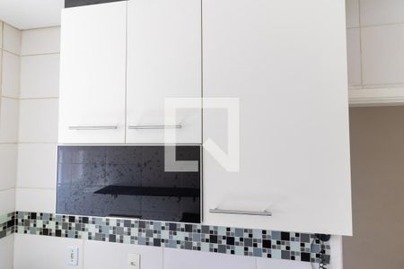 Apartamento à venda com 52m², 2 quartos e 1 vaga Apartamento à venda com 52m², 2 quartos e 1 vagaCozinha - Armários