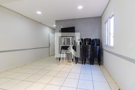 Apartamento à venda com 52m², 2 quartos e 1 vaga Apartamento à venda com 52m², 2 quartos e 1 vagaÁrea comum - Salão de festas