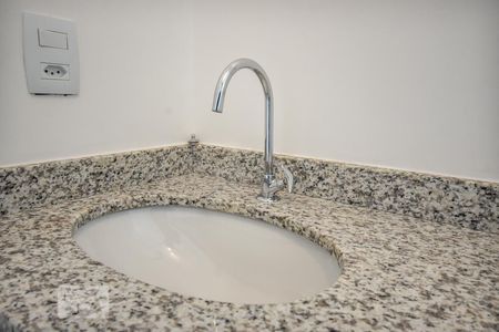 Apartamento à venda com 70m², 3 quartos e 2 vagasBanheiro do Quarto 2 - Suíte