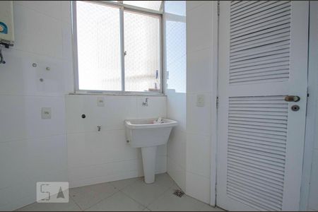Apartamento à venda com 76m², 2 quartos e 1 vagaÁrea de Serviço