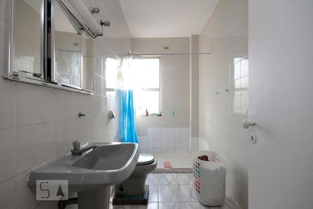 Apartamento à venda com 110m², 2 quartos e sem vagaBanheiro