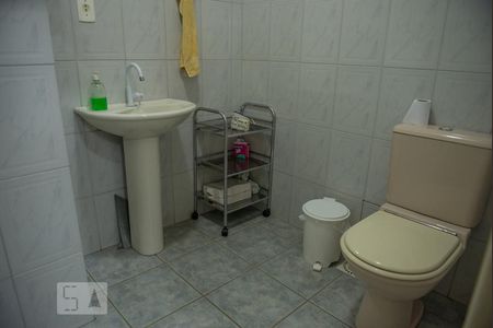 Casa para alugar com 300m², 3 quartos e 2 vagas Casa para alugar com 300m², 3 quartos e 2 vagasBanheiro