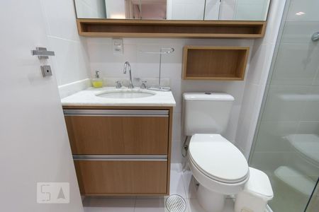 Banheiro de apartamento para alugar com 2 quartos, 65m² em Jardim São Caetano, São Caetano do Sul