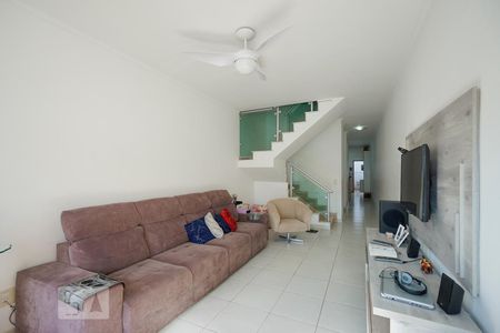 Sala de casa à venda com 3 quartos, 110m² em Parque Boturussu, São Paulo