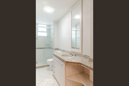 Apartamento à venda com 110m², 3 quartos e 2 vagasBanheiro - Suíte