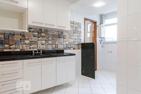Apartamento à venda com 110m², 3 quartos e 2 vagasCozinha